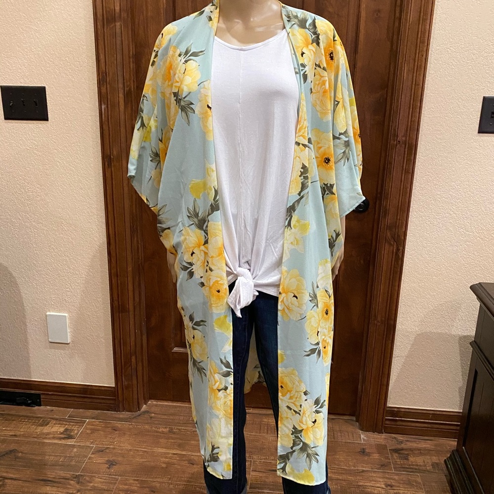 Promesa Long Floral Kimono